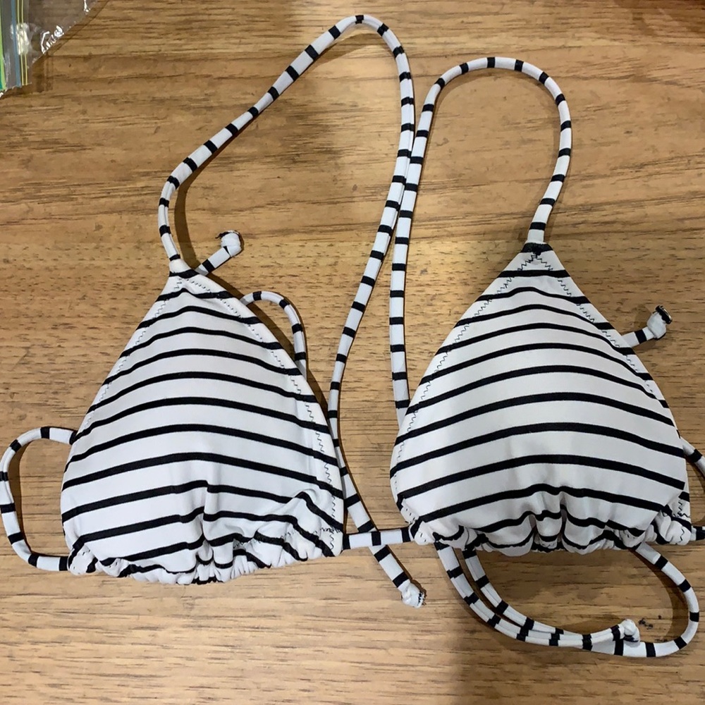 Victoria’s Secret teeny weenie string bikini M